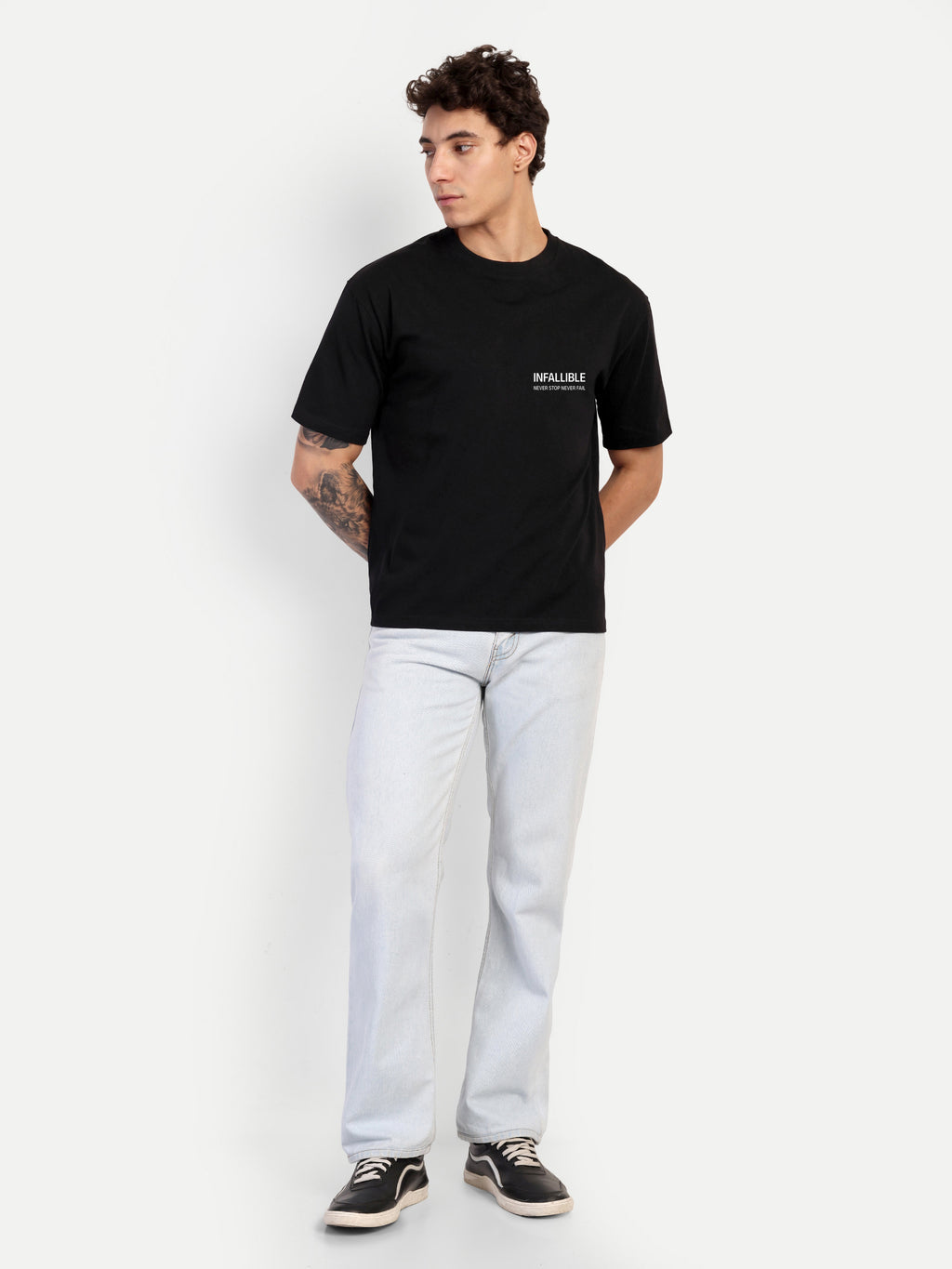 YOUTH BOXY TEE — BLACK