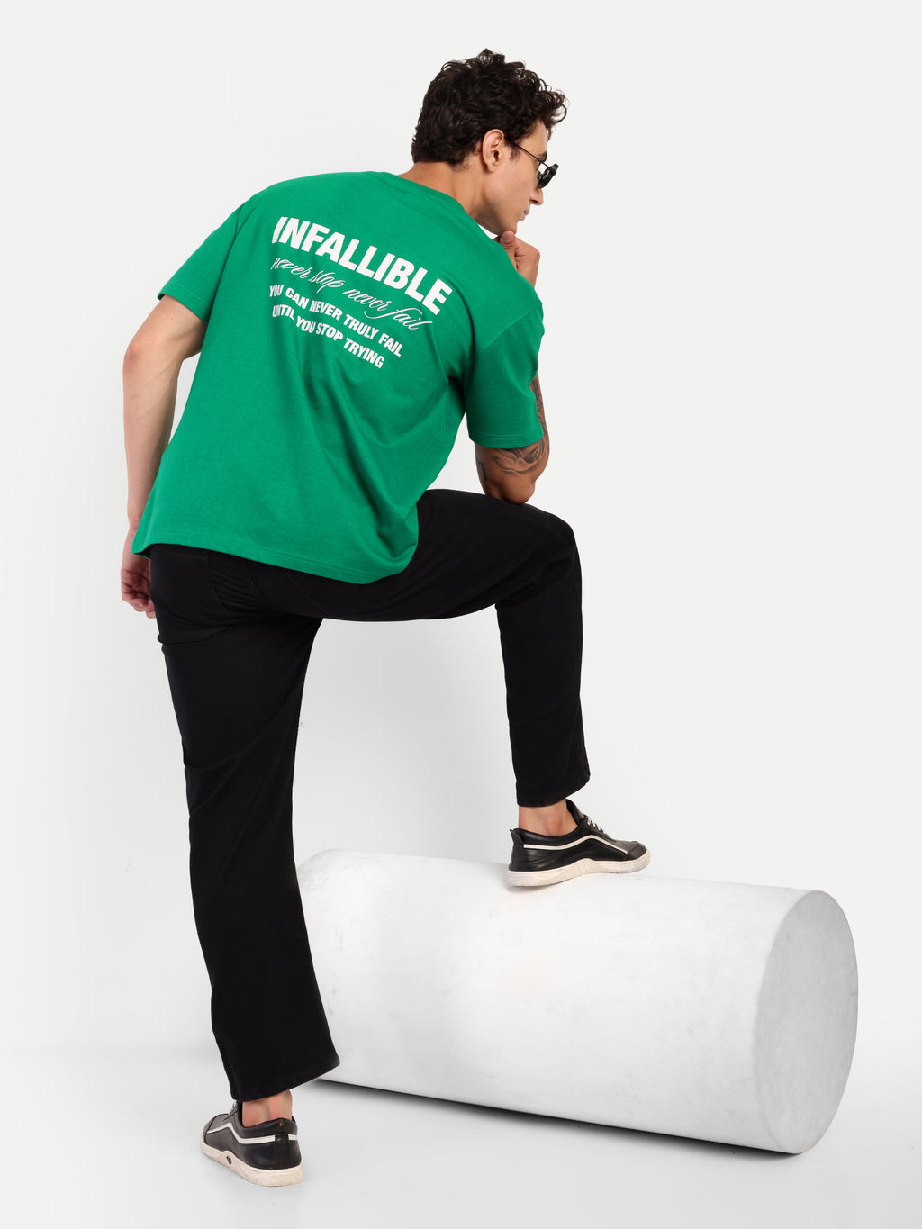 STANDARD TEE — GREEN - OVERSIZED